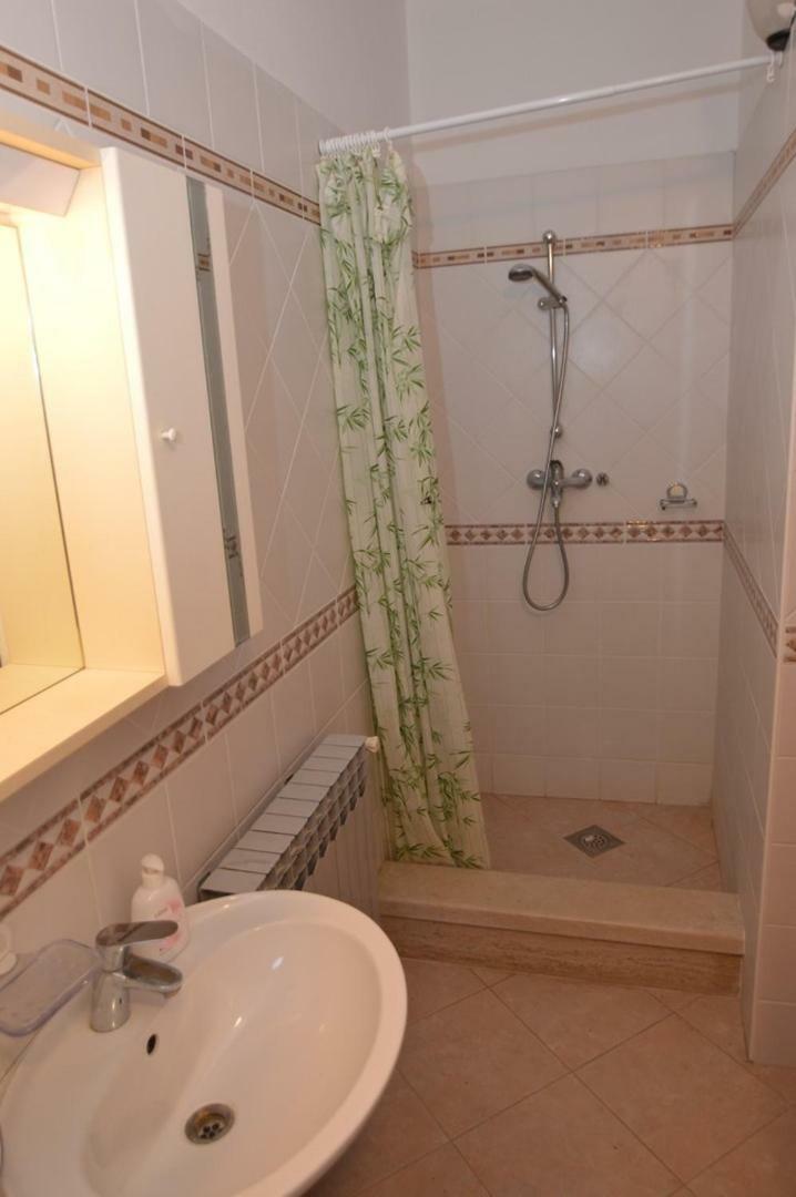 Baderna Apartment Ngoại thất bức ảnh